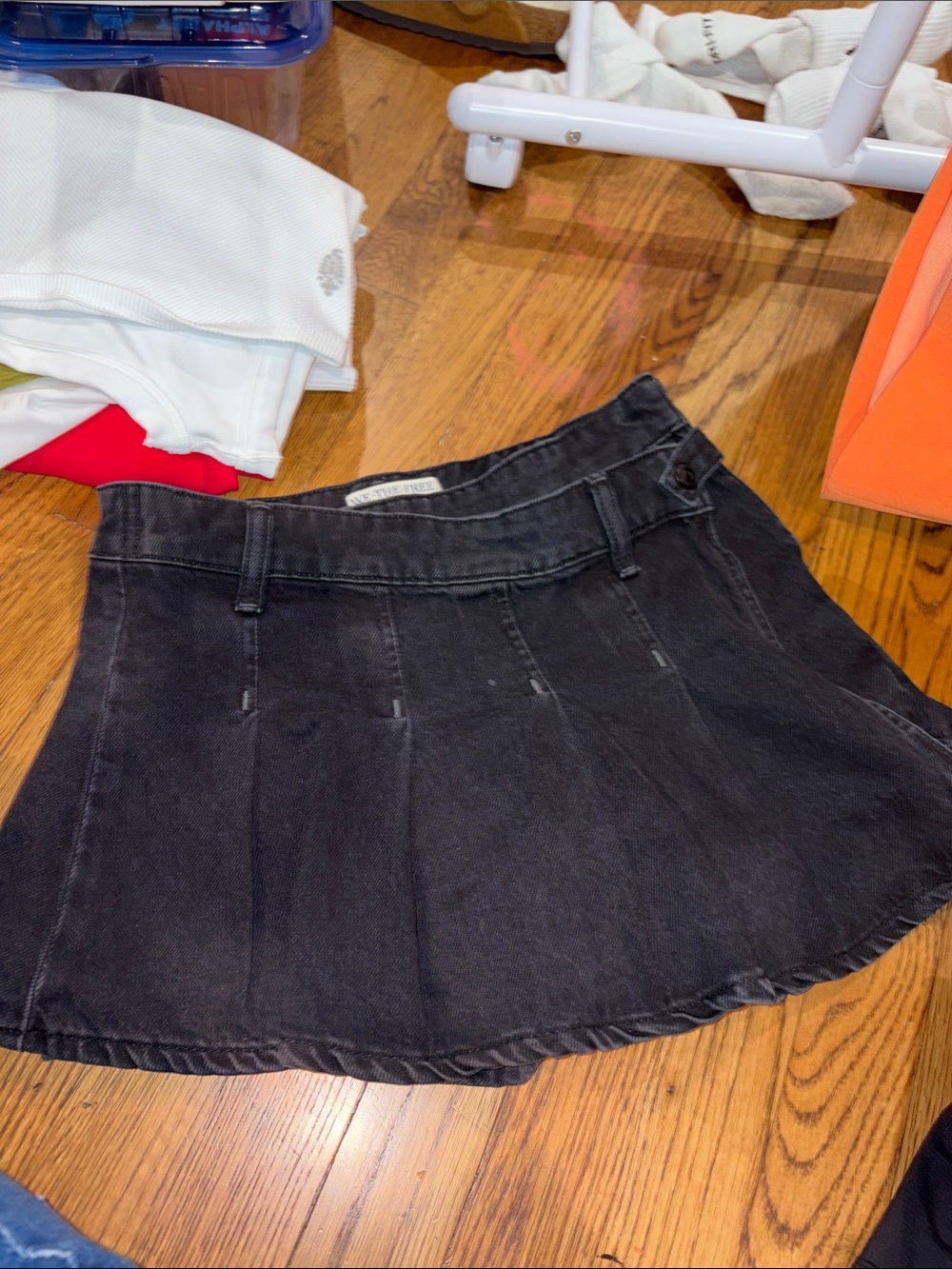 We the free Stephie Women's Black Denim Pleated Mini Skort 25